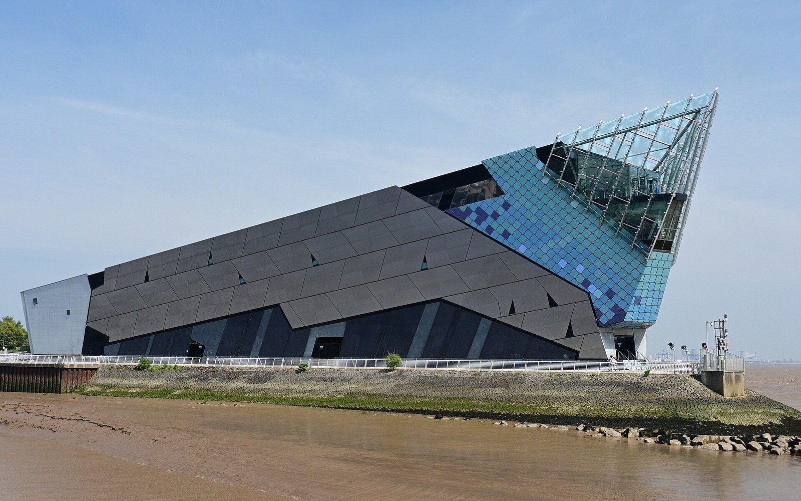 The Deep aquarium building beside the Humber in Hull